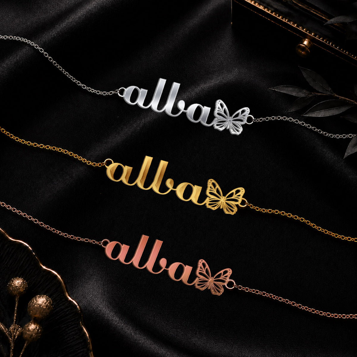 ALBA The Classic Personalized Name Necklace