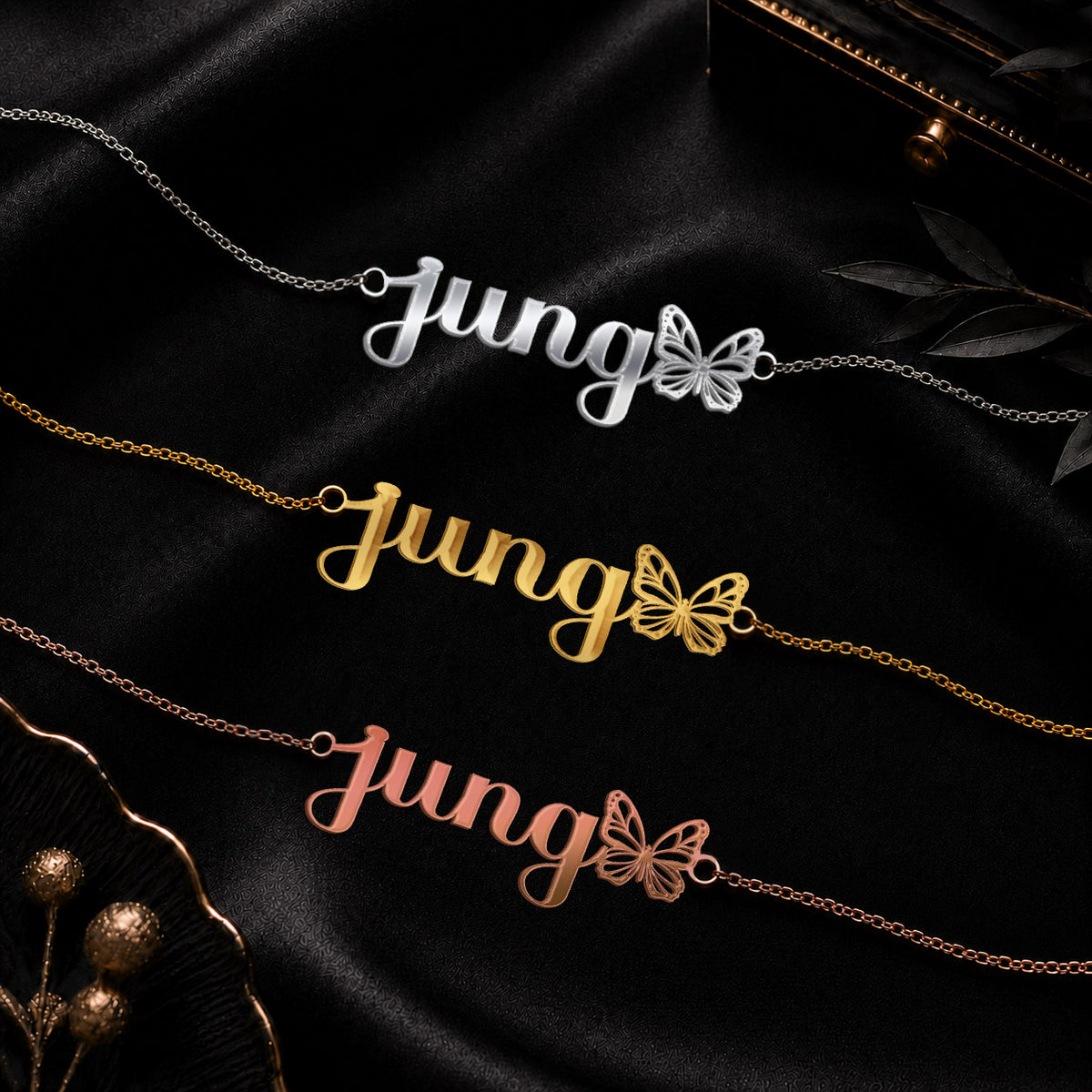 JUNG The Classic Personalized Name Necklace