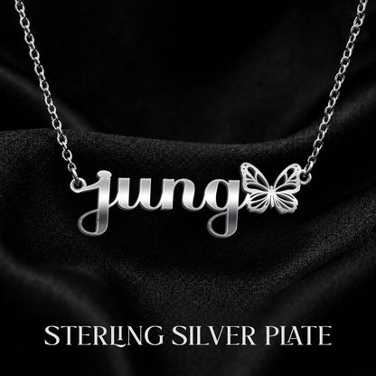JUNG The Classic Personalized Name Necklace