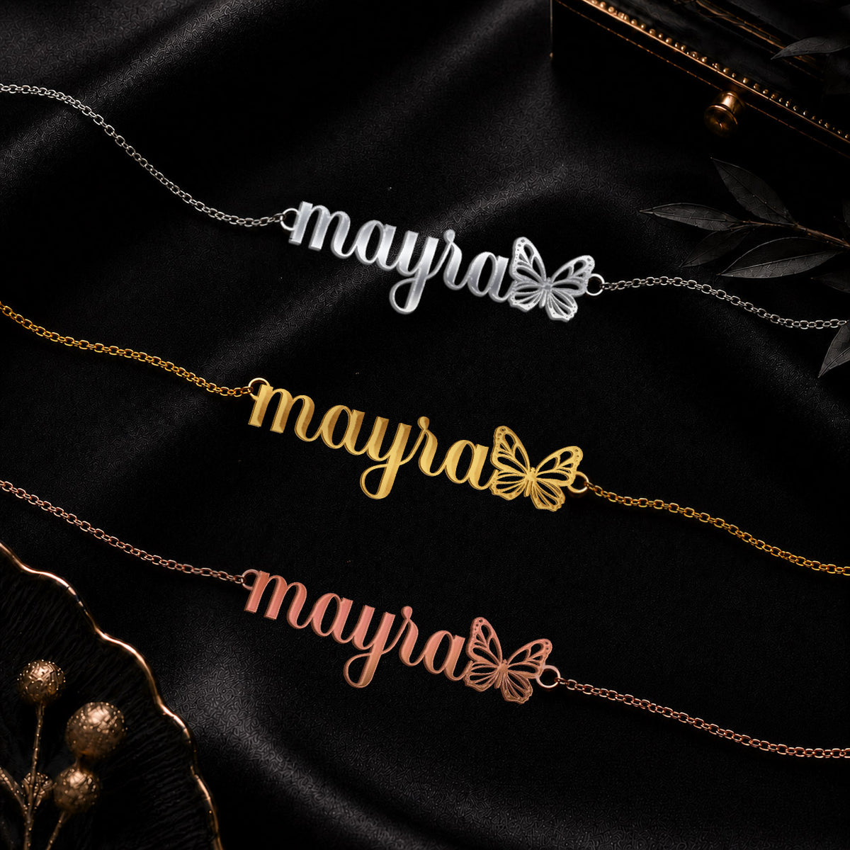 MAYRA The Classic Personalized Name Necklace
