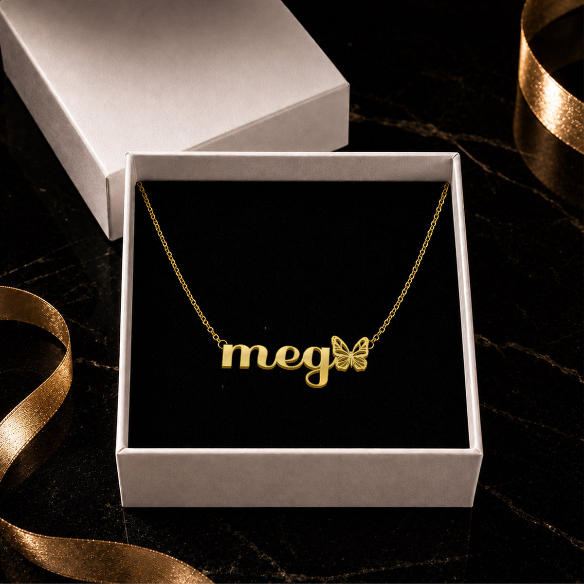 MEG The Classic Personalized Name Necklace