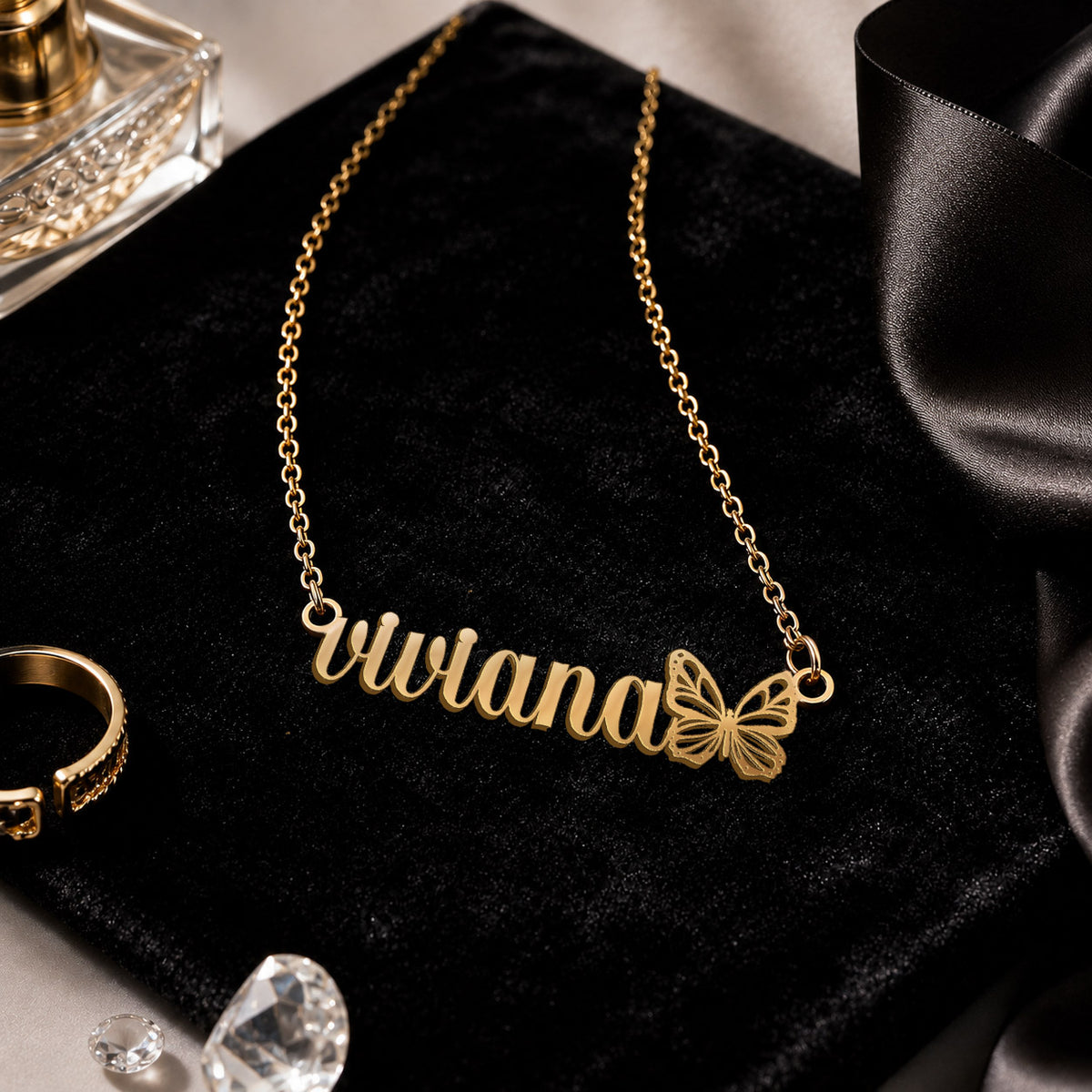 VIVIANA The Classic Personalized Name Necklace