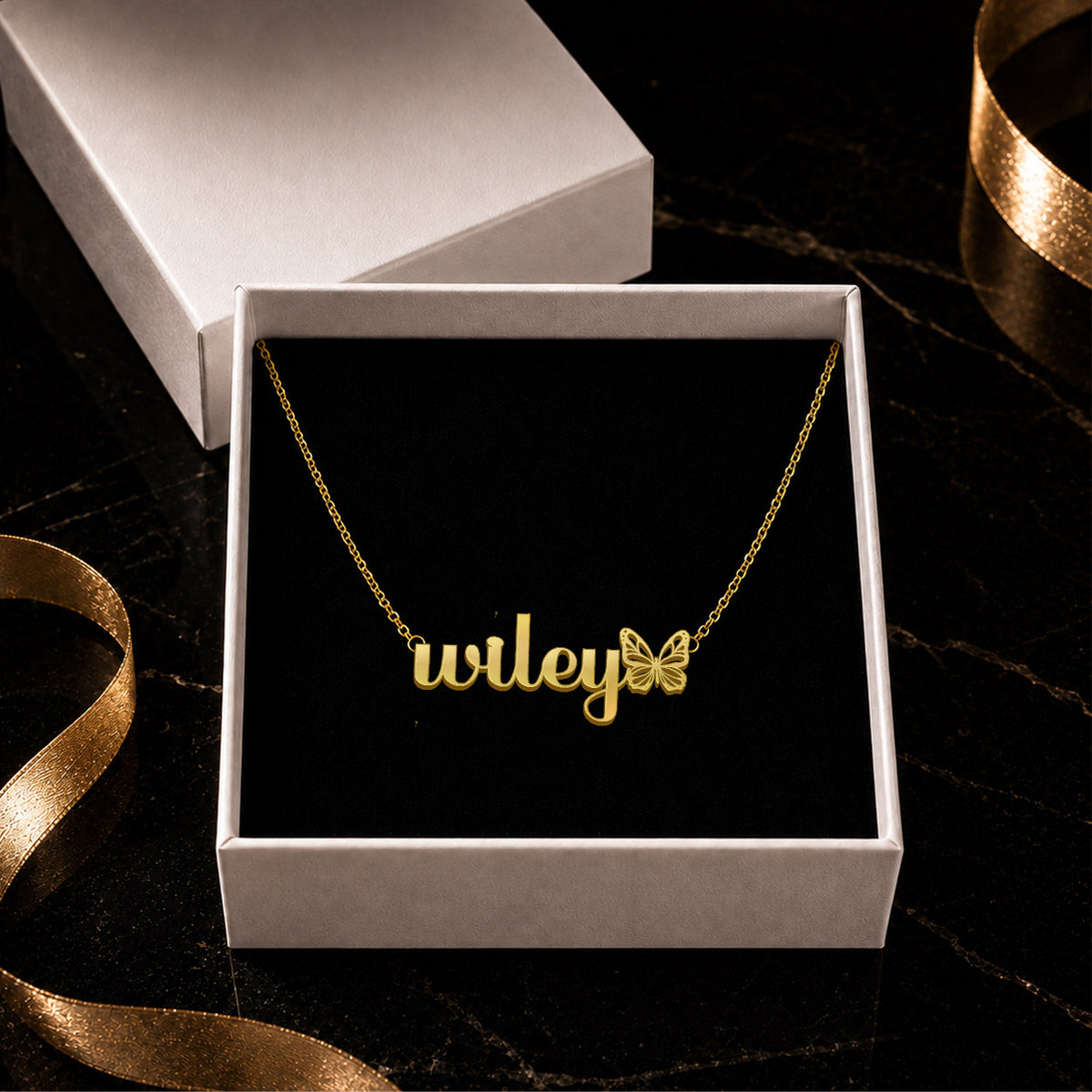 WILEY The Classic Personalized Name Necklace