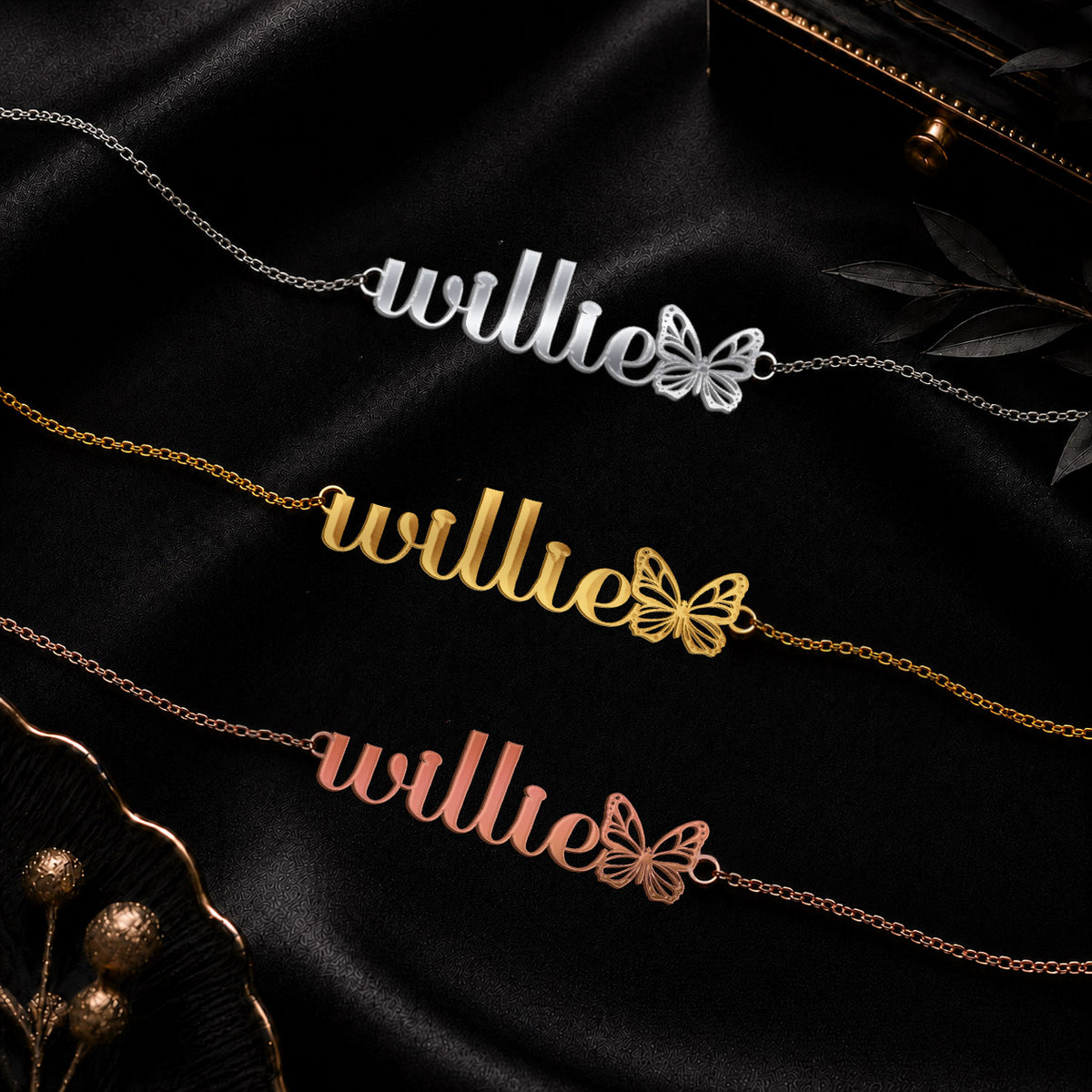 WILLIE The Classic Personalized Name Necklace
