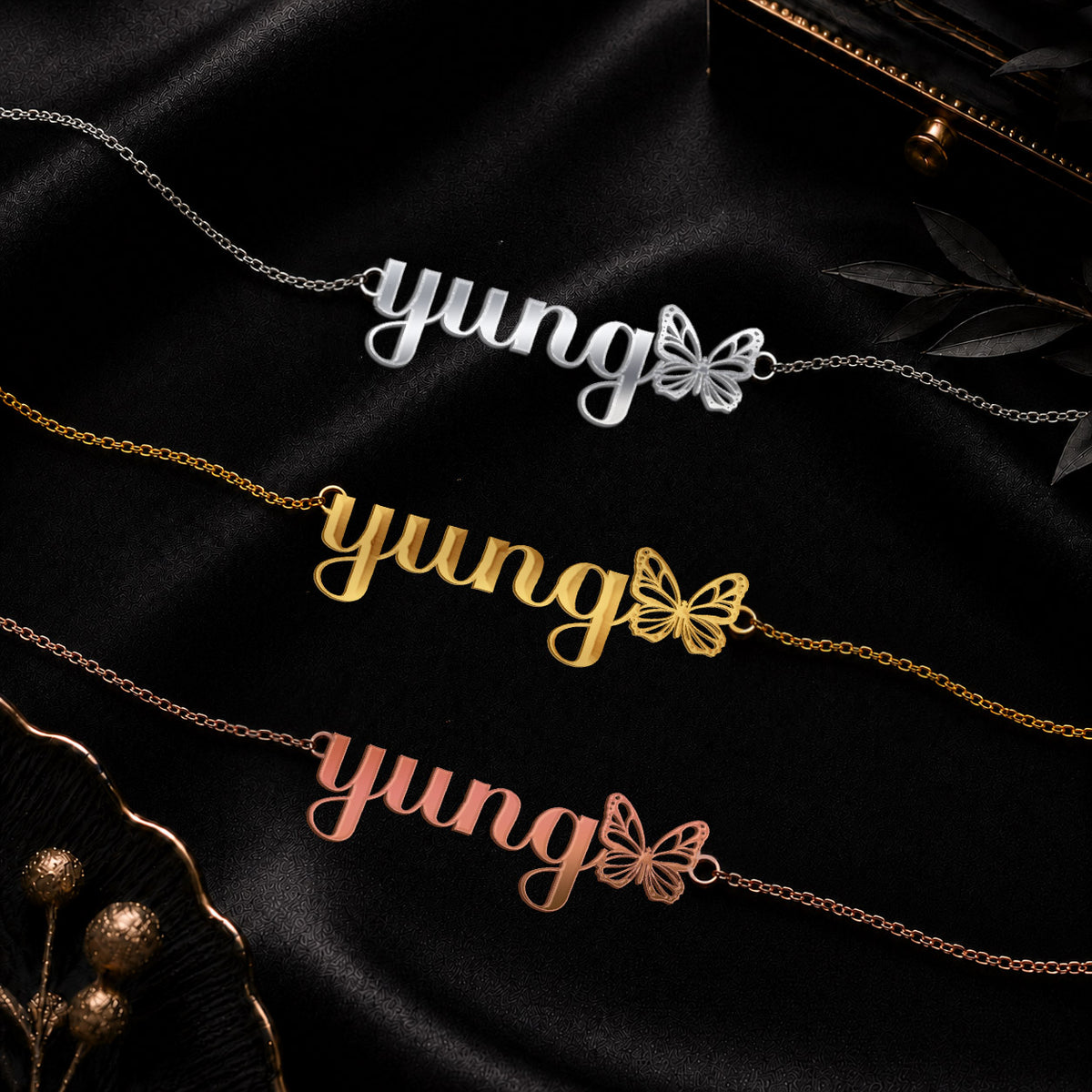 YUNG The Classic Personalized Name Necklace
