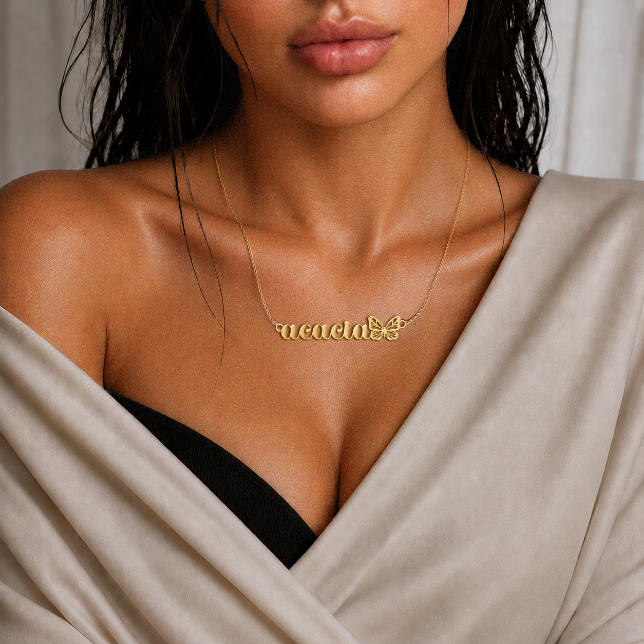 Tuyền The Classic Personalized Name Necklace
